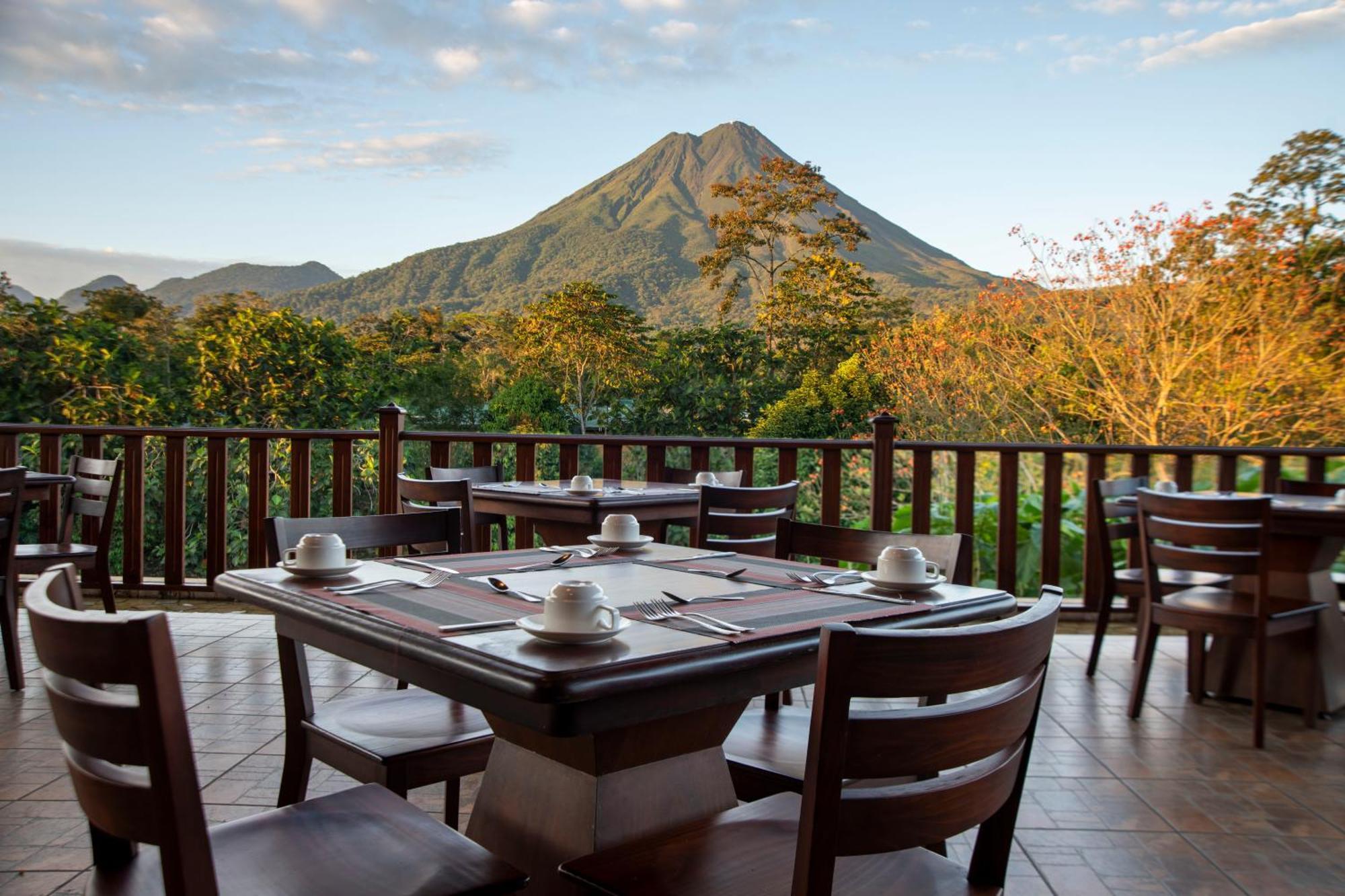 Arenal Manoa Resort & Hot Springs La Fortuna Bagian luar foto